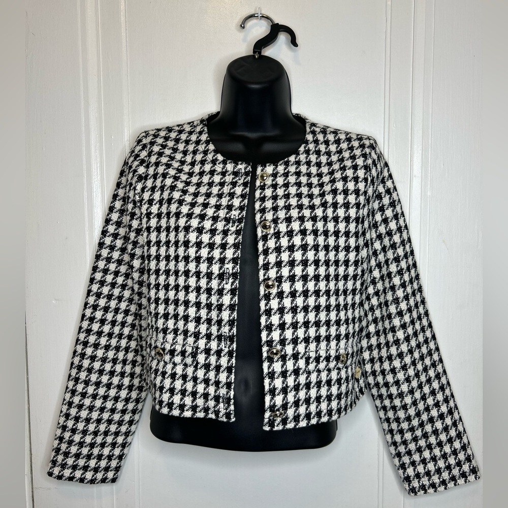 🆕 Guess Black and White Houndstooth Blazer